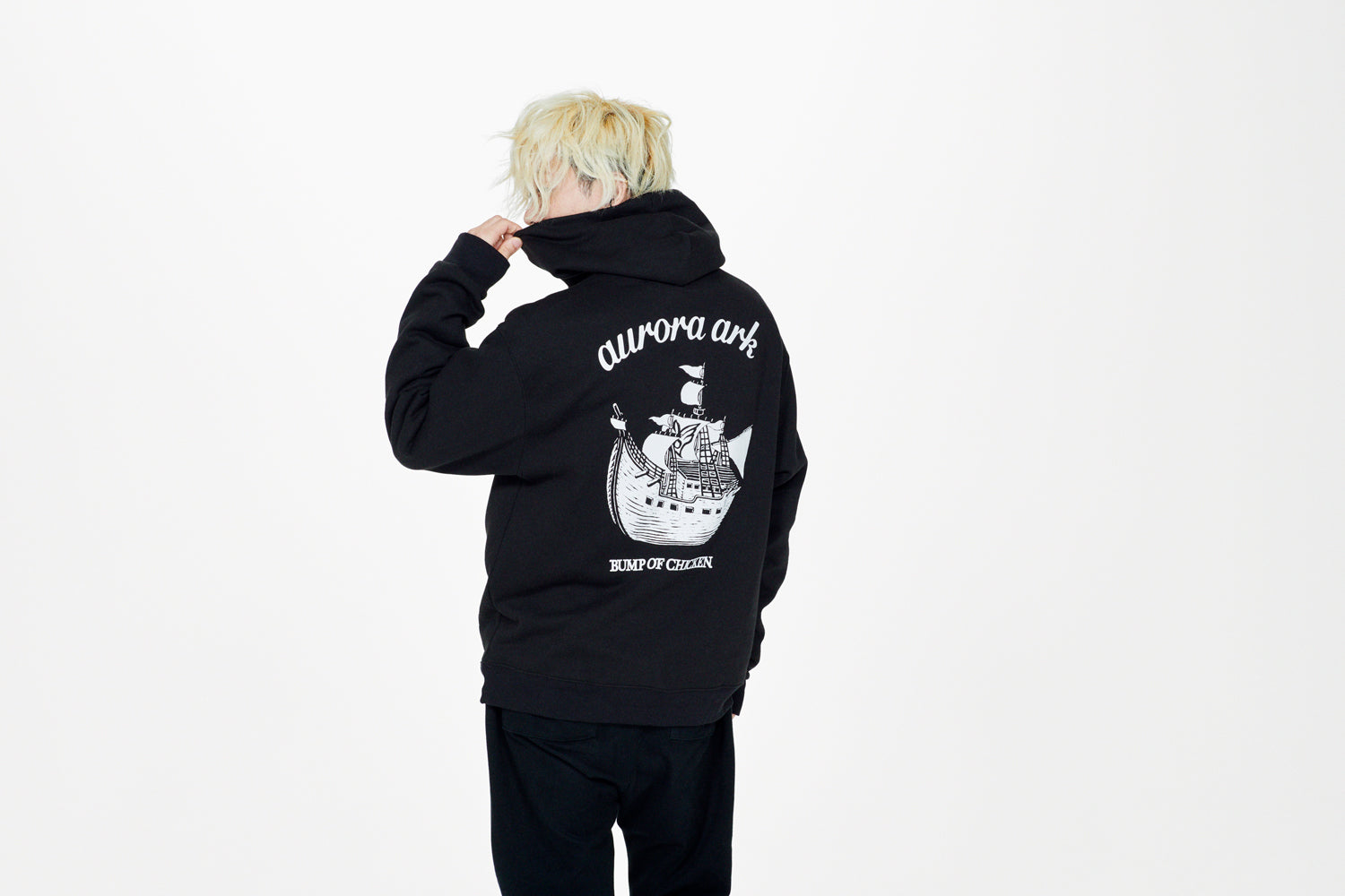 aurora ark Hoodie BLACK  《 L 》