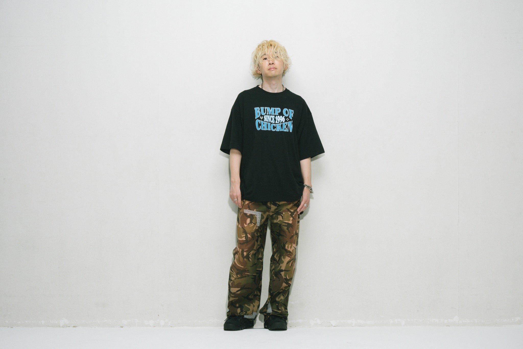 BUMP OF CHICKEN Logo TEE
